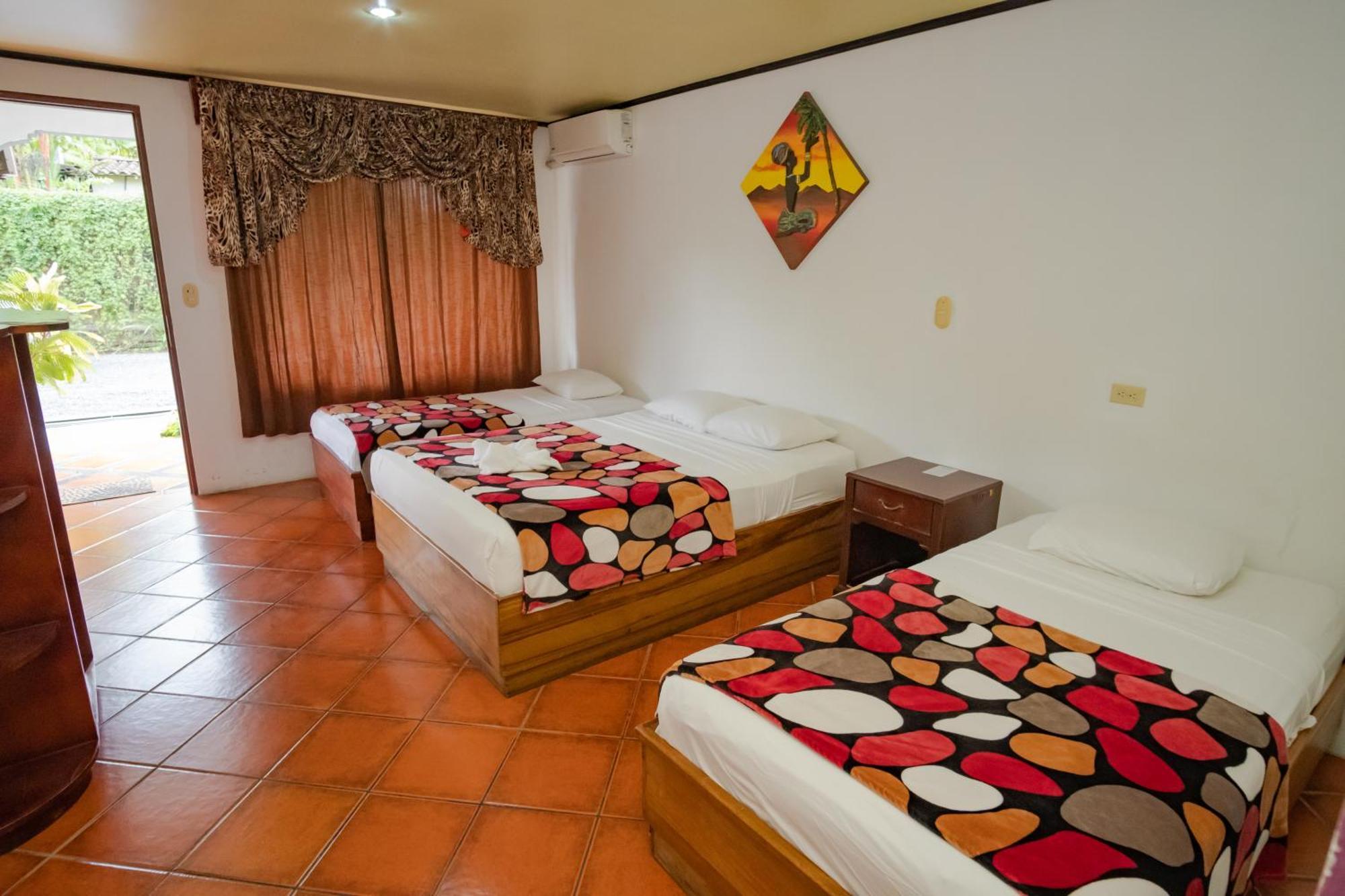 Hotel Sierra Arenal La Fortuna Exterior photo